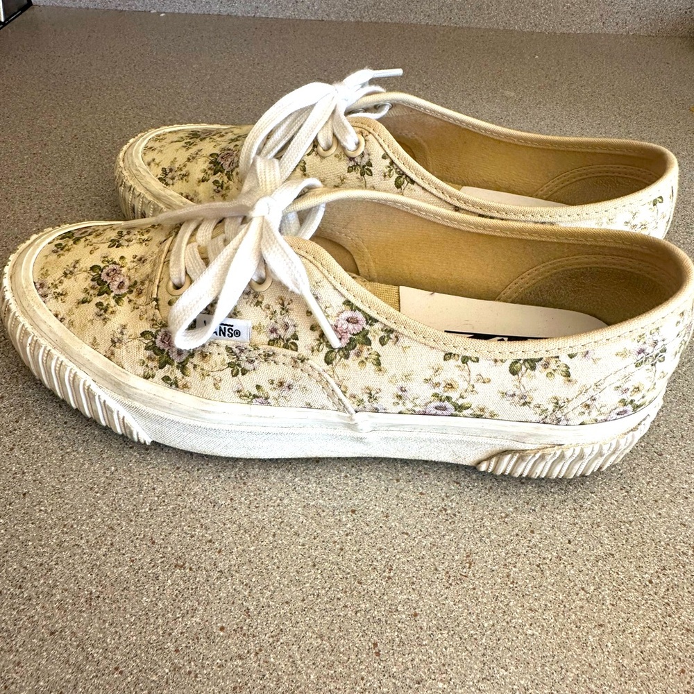 EUC vans with lug sole.